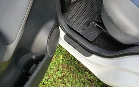 Toyota RAV4, 2012 год, 1 900 000 рублей, 10 фотография