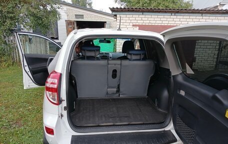 Toyota RAV4, 2012 год, 1 900 000 рублей, 9 фотография