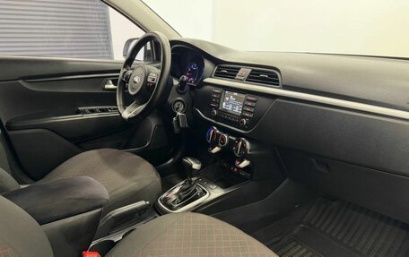 KIA Rio IV, 2018 год, 1 095 000 рублей, 13 фотография