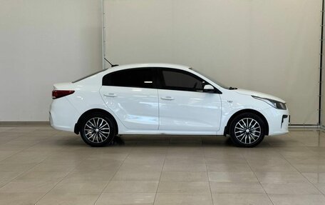 KIA Rio IV, 2018 год, 1 095 000 рублей, 11 фотография