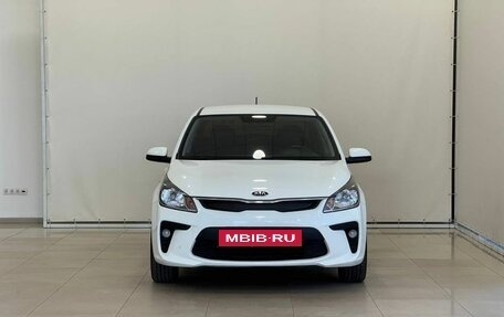 KIA Rio IV, 2018 год, 1 095 000 рублей, 3 фотография