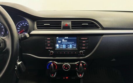 KIA Rio IV, 2018 год, 1 095 000 рублей, 17 фотография