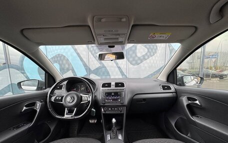 Volkswagen Polo VI (EU Market), 2018 год, 1 300 000 рублей, 2 фотография
