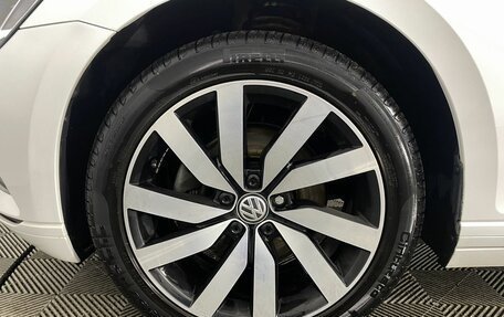 Volkswagen Passat B8 рестайлинг, 2019 год, 1 930 000 рублей, 20 фотография