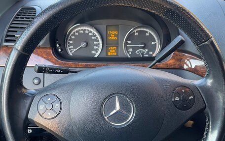 Mercedes-Benz Viano, 2011 год, 3 950 000 рублей, 15 фотография