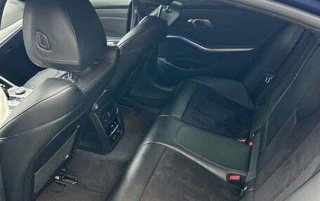 BMW 3 серия, 2019 год, 3 500 000 рублей, 22 фотография