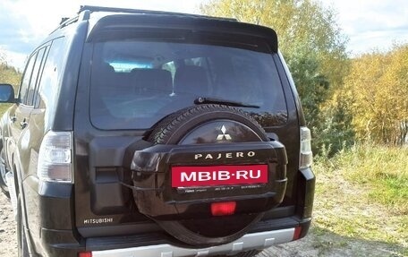 Mitsubishi Pajero IV, 2013 год, 2 000 000 рублей, 6 фотография