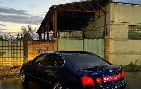 Lexus GS II рестайлинг, 2000 год, 800 000 рублей, 1 фотография