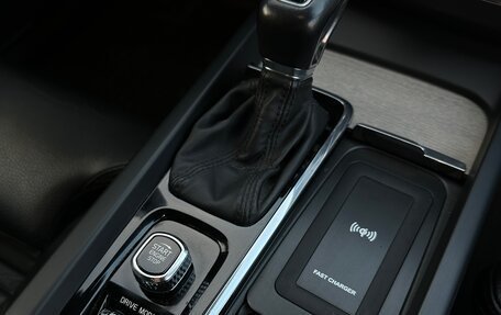 Volvo XC60 II, 2019 год, 3 600 000 рублей, 22 фотография