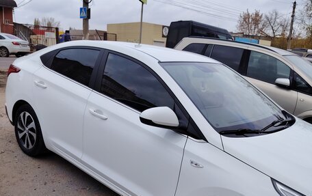 Hyundai Solaris II рестайлинг, 2020 год, 1 680 000 рублей, 2 фотография