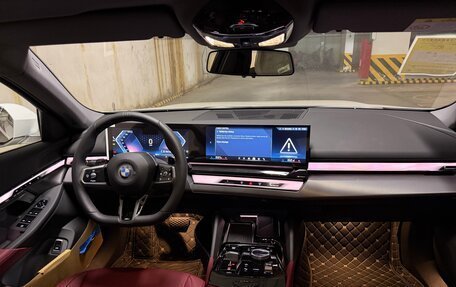 BMW 5 серия, 2025 год, 7 000 000 рублей, 33 фотография