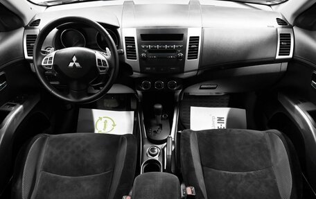Mitsubishi Outlander III рестайлинг 3, 2010 год, 1 195 000 рублей, 12 фотография