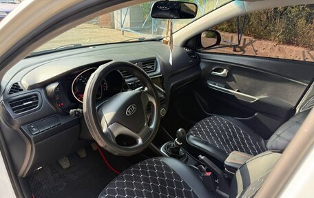 KIA Rio III рестайлинг, 2016 год, 950 000 рублей, 2 фотография