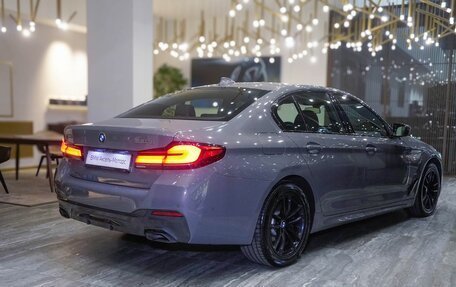 BMW 5 серия, 2021 год, 5 800 000 рублей, 7 фотография