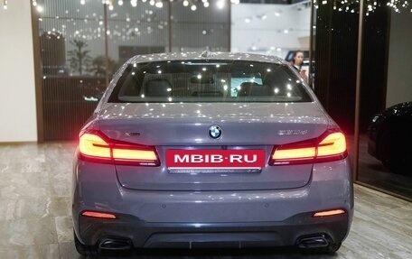 BMW 5 серия, 2021 год, 5 800 000 рублей, 5 фотография