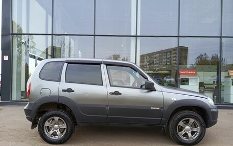 Chevrolet Niva I рестайлинг, 2015 год, 589 000 рублей, 5 фотография