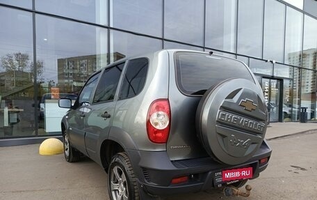 Chevrolet Niva I рестайлинг, 2015 год, 589 000 рублей, 8 фотография