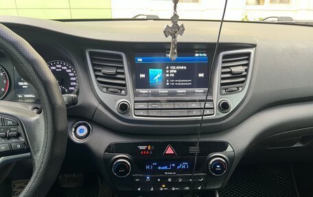 Hyundai Tucson III, 2016 год, 1 850 000 рублей, 10 фотография