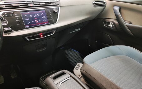 Citroen C4 Picasso II рестайлинг, 2016 год, 940 000 рублей, 11 фотография