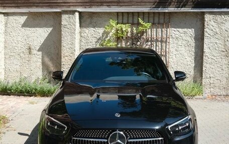 Mercedes-Benz E-Класс, 2021 год, 3 050 011 рублей, 2 фотография