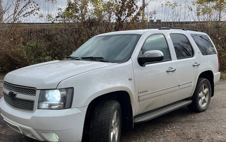 Chevrolet Tahoe III, 2011 год, 1 850 000 рублей, 4 фотография