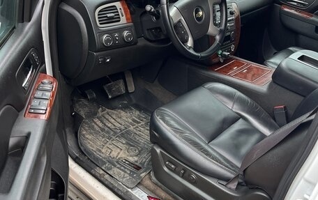 Chevrolet Tahoe III, 2011 год, 1 850 000 рублей, 8 фотография