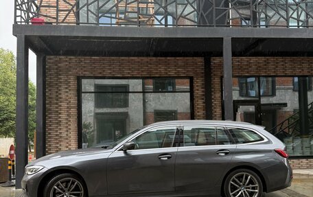 BMW 3 серия, 2019 год, 2 500 000 рублей, 1 фотография