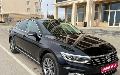 Volkswagen Passat B8 рестайлинг, 2018 год, 2 480 000 рублей, 1 фотография