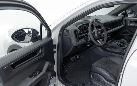 Porsche Cayenne III, 2025 год, 32 290 000 рублей, 7 фотография