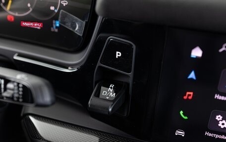 Porsche Cayenne III, 2025 год, 32 290 000 рублей, 17 фотография