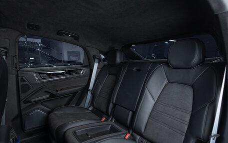 Porsche Cayenne III, 2025 год, 32 290 000 рублей, 29 фотография