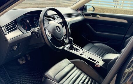 Volkswagen Passat B8 рестайлинг, 2018 год, 2 480 000 рублей, 15 фотография