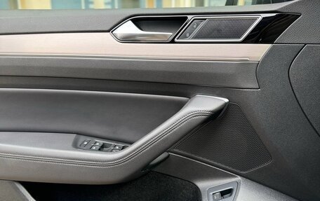 Volkswagen Passat B8 рестайлинг, 2018 год, 2 480 000 рублей, 23 фотография