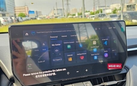 Toyota RAV4, 2025 год, 4 150 000 рублей, 29 фотография
