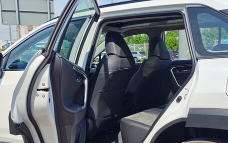 Toyota RAV4, 2025 год, 4 150 000 рублей, 33 фотография
