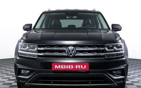 Volkswagen Teramont I, 2018 год, 2 800 000 рублей, 2 фотография