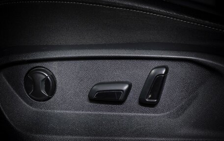 Volkswagen Teramont I, 2018 год, 2 800 000 рублей, 18 фотография