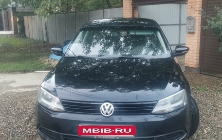 Volkswagen Jetta VI, 2013 год, 1 100 000 рублей, 3 фотография
