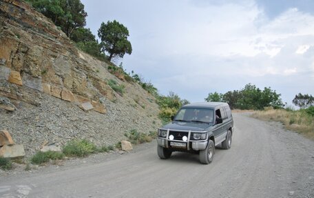 Mitsubishi Pajero III рестайлинг, 1994 год, 700 000 рублей, 32 фотография