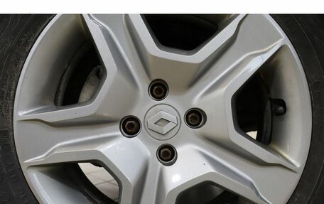 Renault Logan II, 2019 год, 1 049 000 рублей, 15 фотография