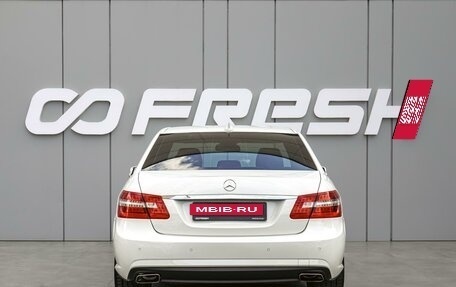 Mercedes-Benz E-Класс, 2012 год, 1 680 000 рублей, 4 фотография