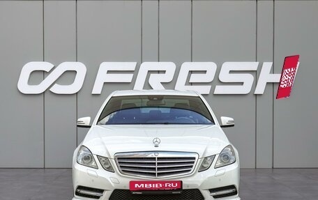 Mercedes-Benz E-Класс, 2012 год, 1 680 000 рублей, 3 фотография