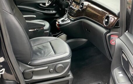 Mercedes-Benz V-Класс, 2014 год, 3 250 000 рублей, 15 фотография