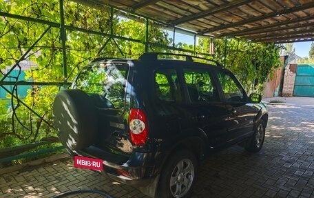 Chevrolet Niva I рестайлинг, 2011 год, 390 000 рублей, 3 фотография