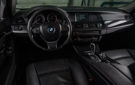 BMW 5 серия, 2011 год, 1 554 000 рублей, 6 фотография