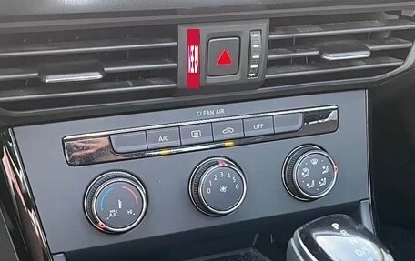 Volkswagen Passat B8 рестайлинг, 2022 год, 2 080 000 рублей, 11 фотография
