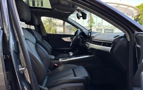 Audi A4, 2022 год, 2 400 000 рублей, 11 фотография