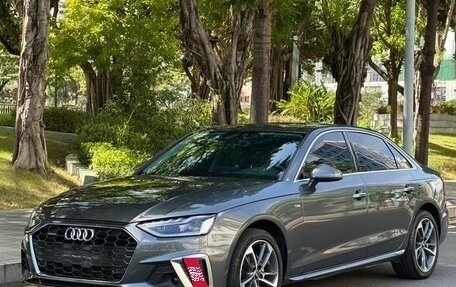 Audi A4, 2022 год, 2 400 000 рублей, 1 фотография