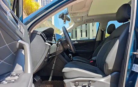 Volkswagen Tiguan II, 2022 год, 2 250 222 рублей, 5 фотография