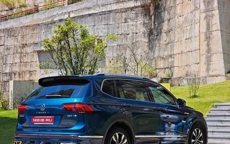 Volkswagen Tiguan II, 2022 год, 2 250 222 рублей, 17 фотография